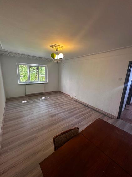 Apartament cu 2 camere decomandat, zona Nicolina-Belvedere