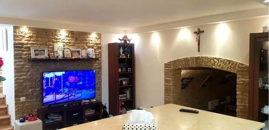 Casa zona Stadion 250mp finisata mobilata utilata 180.000eur+TVA