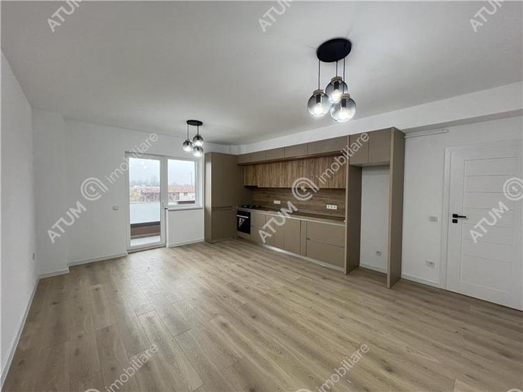 Apartament intabulat de 3 camere cu 2 balcoane pe Calea Surii Mici