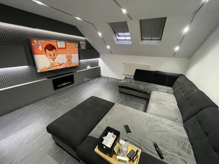 Casa S+P+E+M | 605 mp utili | 10 camere | 3 bucatarii | 4 bai | 3 terase | Garaj