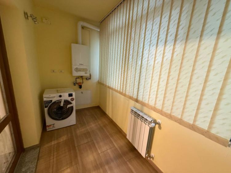 Apartament 3 camere de închiriat | Zonă centrală | Etaj 1