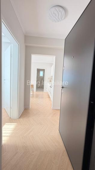 Apartament 3 camere, etaj intermediar , parcare , zona Terra - 15