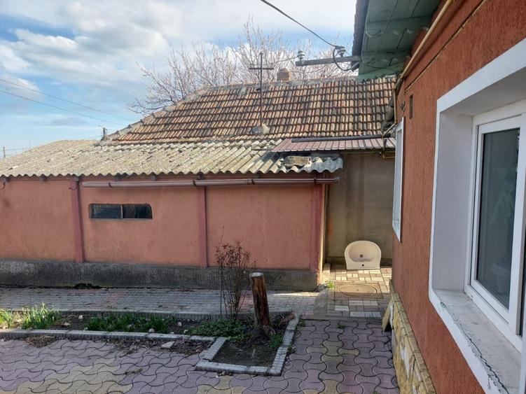 Casa 2 corpuri - Ovidiu - 110.000 euro (Cod E2)
