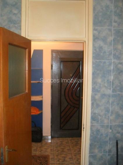 IANCULUI-METROU-MEGAMALL,2 cam ,decomandate, spatios,65 mp.  350 euro - 9