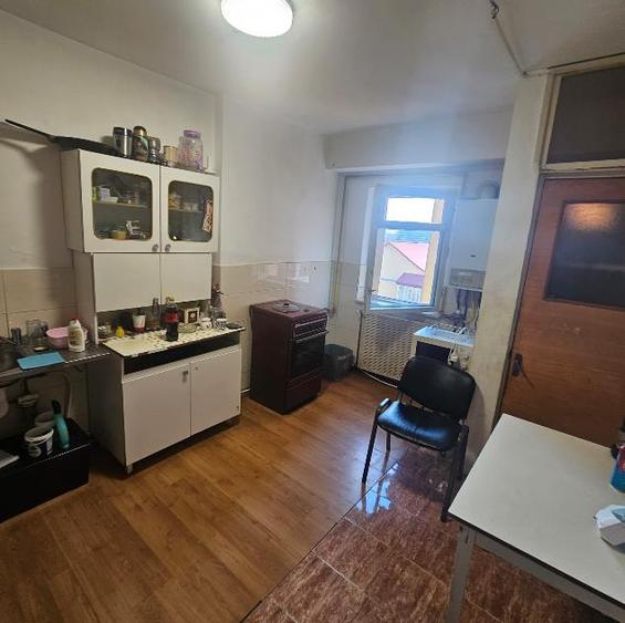 Apartament 3 camere intermediar, Racadau Tampei