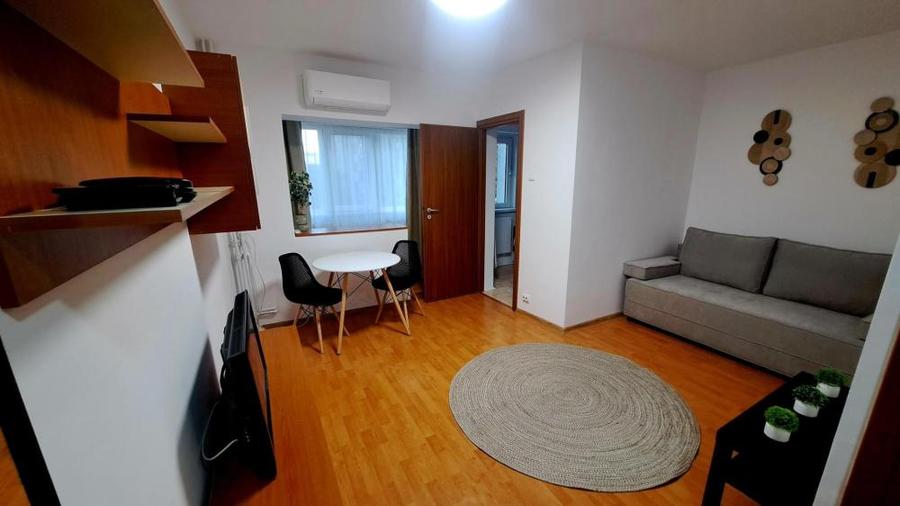 300euro Garsoniera-zona Sebastian