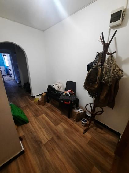 Apartament cu 3 camere decomandat, zona Cug