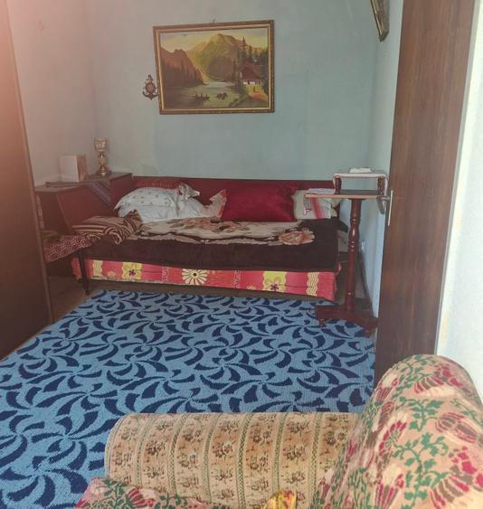 Groapa-apartament 3 camere,parter,boxa