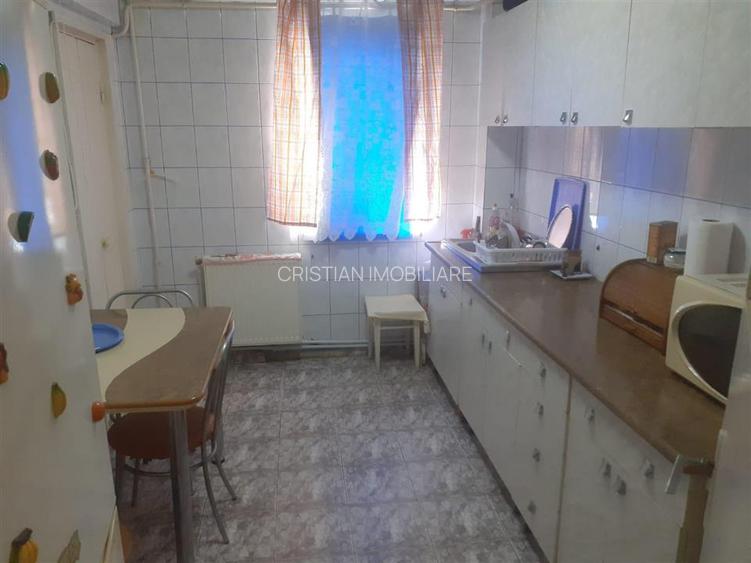 Ap 4 camere, 2 balcoane, 2 bai Hipodrom-Spatios! - 6