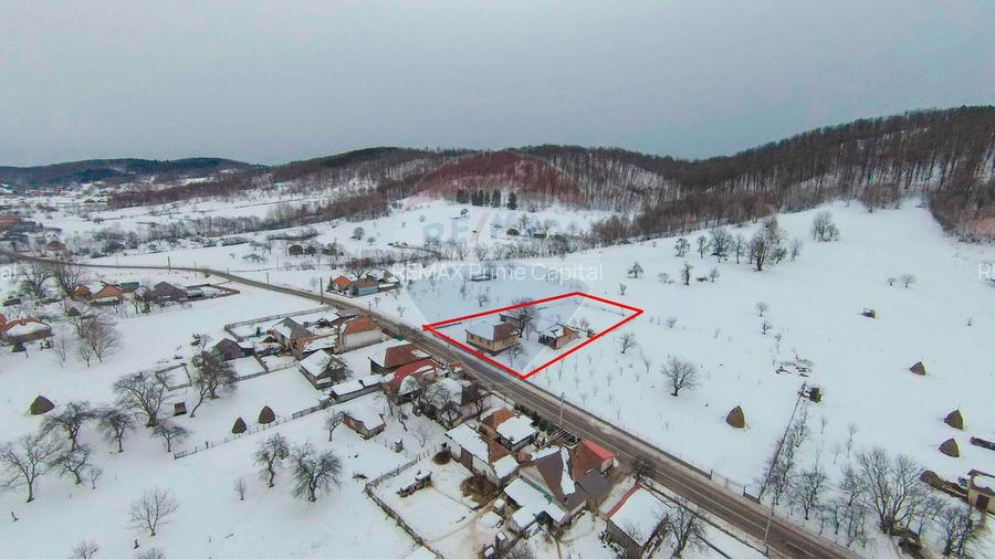 Casă cu livadă, 4 camere din cărămidă, de vânzare în zona Bratca-Damiș - 30