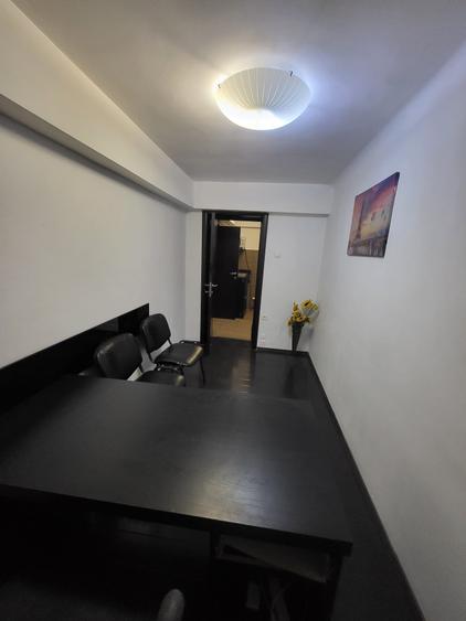 Zona C.A. Rosetti str. General Praporgescu, Demisol inalt pentru firma, birou
