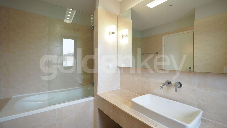 Vila moderna cu 4 camere | Oxford Gardens