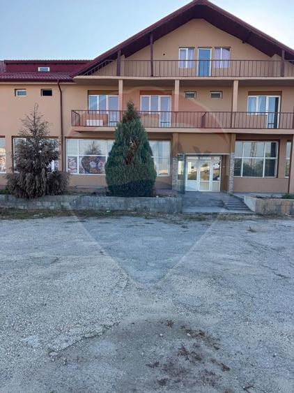 Spatiu comercial/Hotel la iesire din Craiova