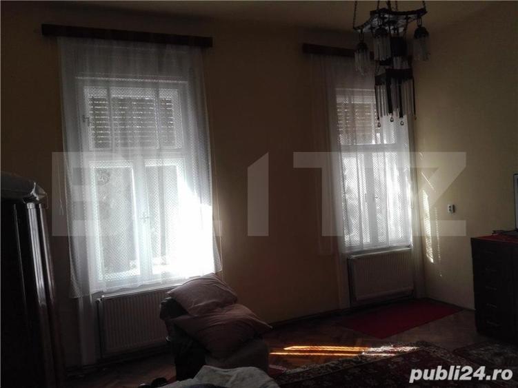 Casa individuala 220 mp, teren 2100 mp, zona Titulescu