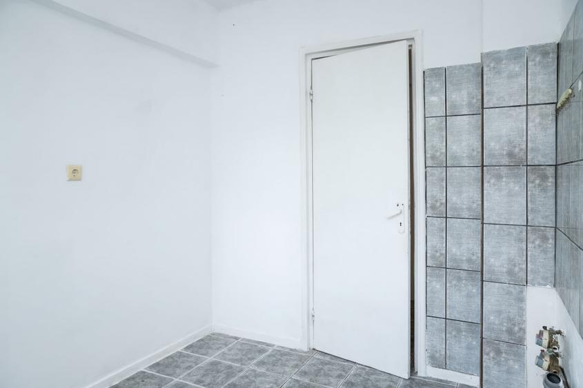 De vanzare 2 camere Titan | Etaj 3 | metrou Costin Georgian |  COMISION 0%