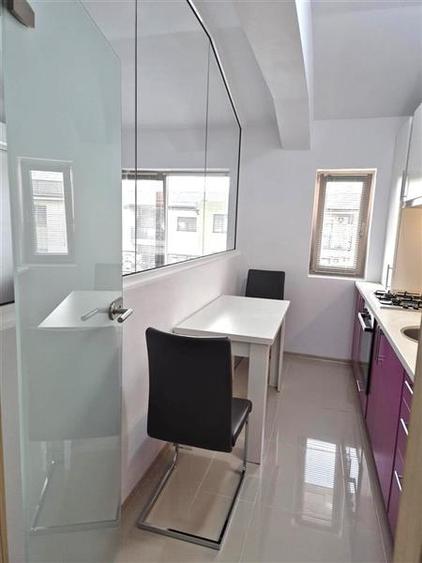 Apartament 2 camere, centrala proprie, Giroc