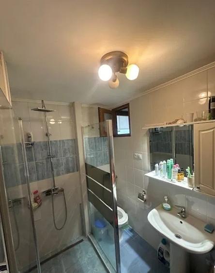 Apartament 3 camere, 82 mp, parter înalt + boxă 30 mp + 2 locuri de parcare