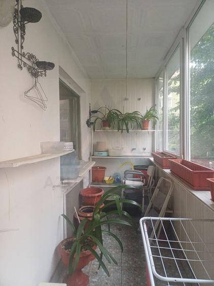 Apartament 4 camere 85 mp utili etaj 1 si pivnita in zona Vasile Aron