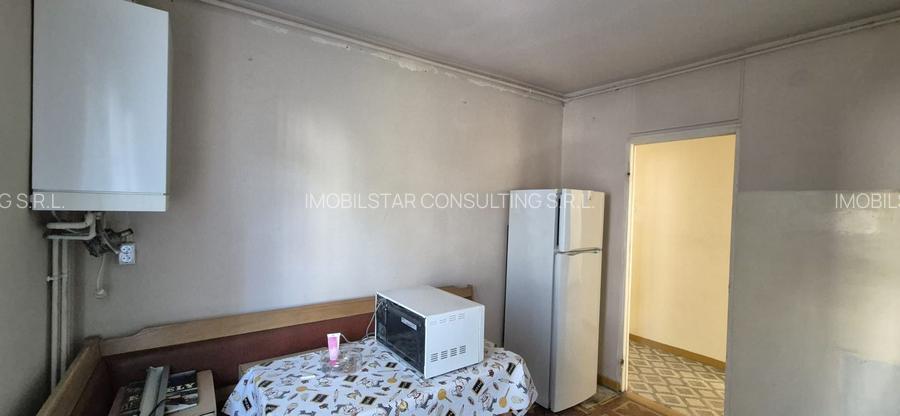 De vanzare ap.3 camere , cart. Tudor- str. Cutezantei - 11