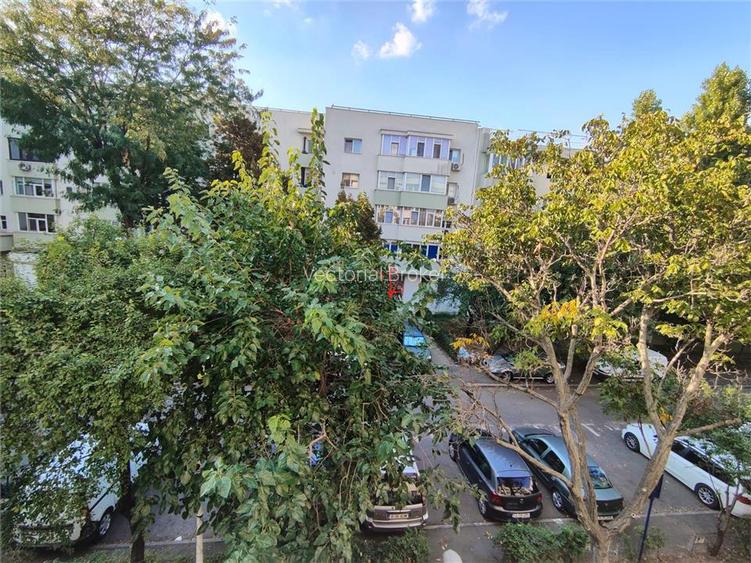 Apartament decomandat la etaj 2/4 Colentina Marior V.Bacila - 21