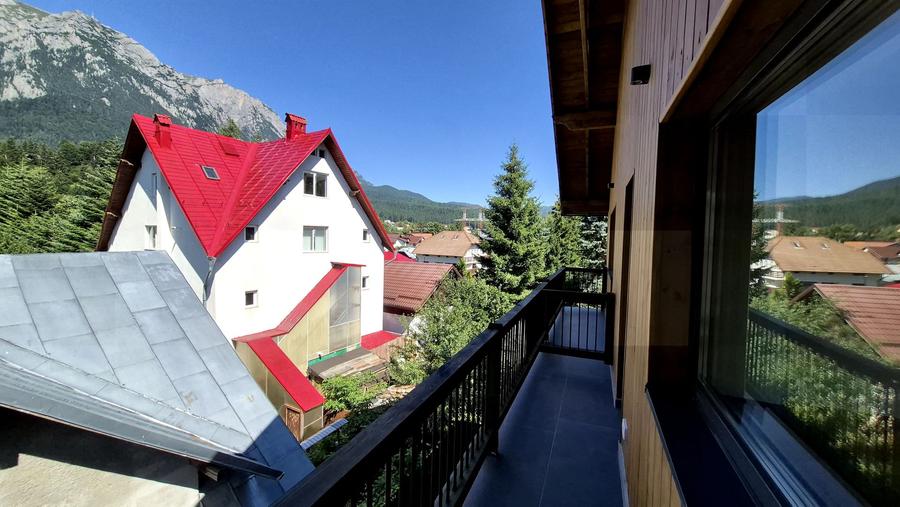 Apartament cu 4 camere 125 mp (4 garsoniere) la cheie + 60 mp pod - Busteni
