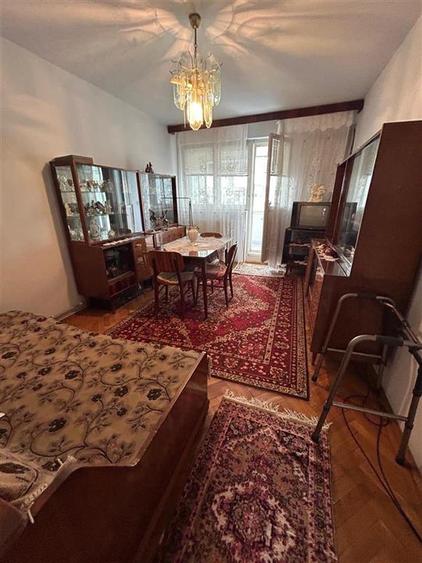 2 camere confort 1 Decomandat, 2 balcoane, Garii