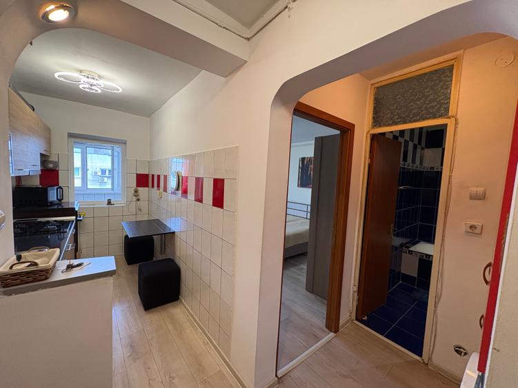 Garsonieră decomandată cu balcon- Drumul Taberei,lângă metrou Tudor Vladimirescu