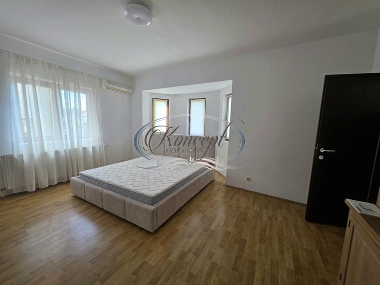 Apartament in vila cu parcare si garaj