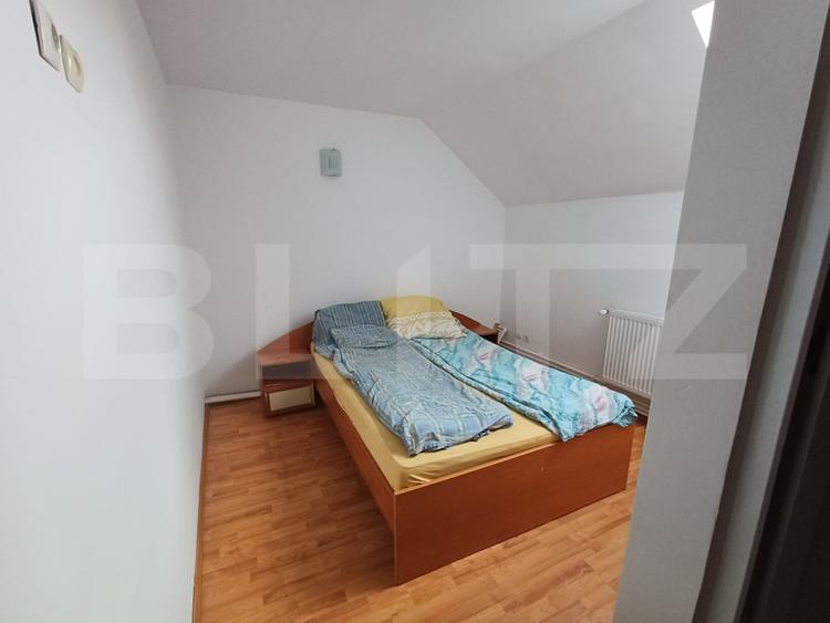 Casa de vanzare, 550 mp, teren 700 mp, zona Burdujeni