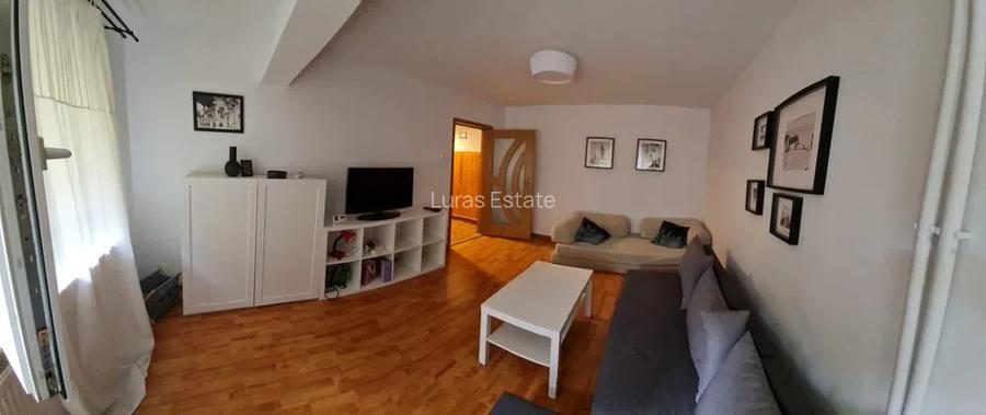 Apartament decomandat parter - 4