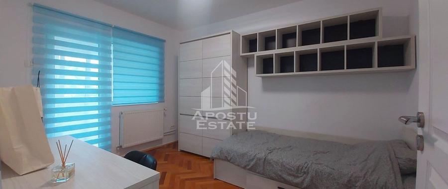Apartament cu 3 camere decomandat in zona Maranata