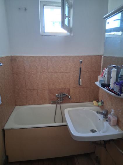 Apartament 2 camere Astra -planete,etajul 1,circular,85000 Euro