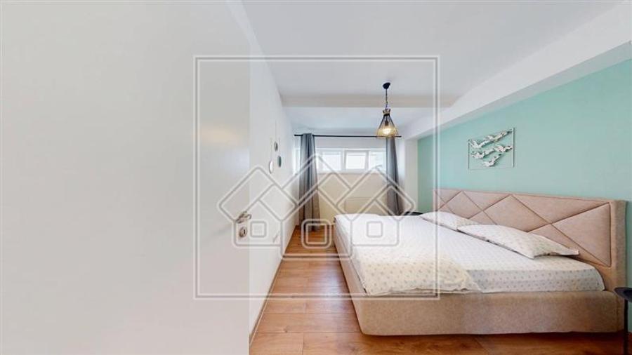 Apartament modern, cu 3 camere, balcon mare, loc de parcare inclus - C. Kogalnic