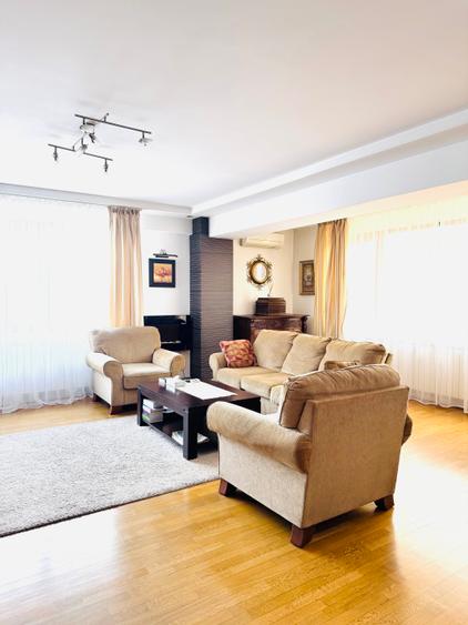 Penthouse Mobilat / Terasa Superba / Parcare / Aviatorilor /Parc Regele Mihai I