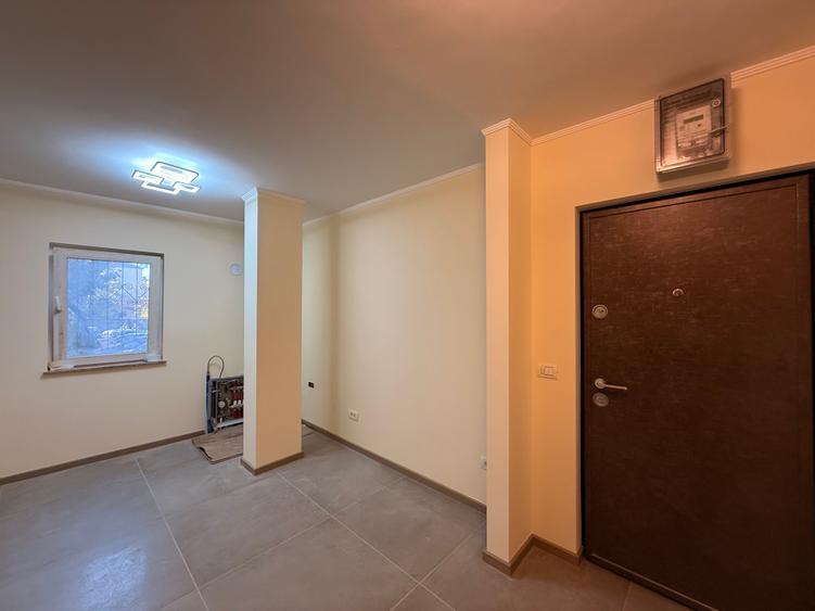 Ap. 3 camere , decomandat , incalzire in pardoseala-Complex Studentesc