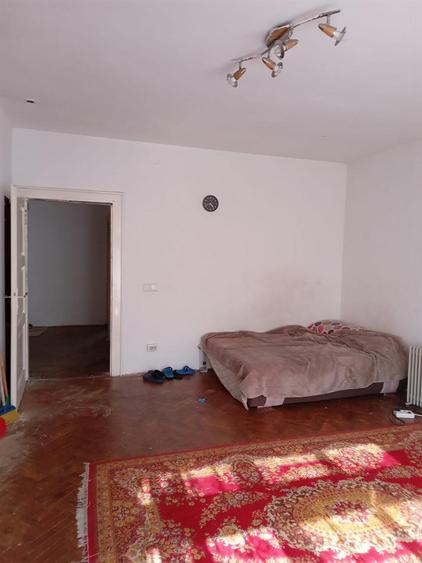 Apartament la casa etaj 1 zona Soseaua Alba-Iulia