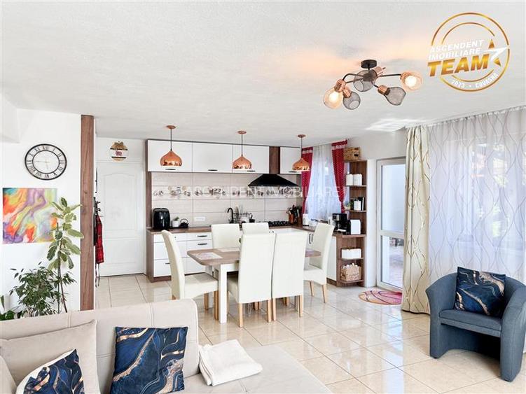 Casa primitoare si apreciabila, areal cu liniste, gradina frumoasa, Sancraiu,Sza - 16
