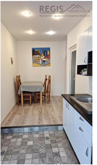 Garsoniera spatioasa si moderna cu pod la casa Strada Lunga