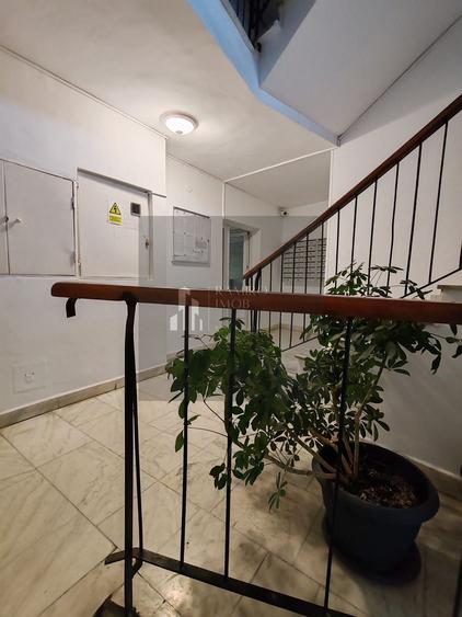 Garsoniera Metrou Costin Georgian 44 MP