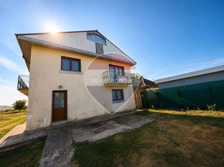 Casa cu 6 camere de vânzare în Negri jud. Bacau / posibilitate duplex