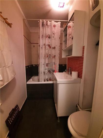 4 camere decomandat Piata Delfinului