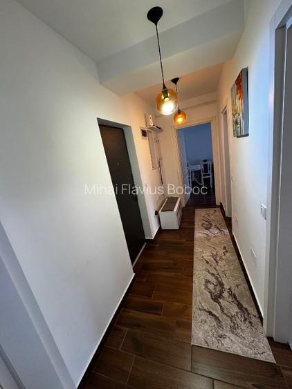 Vând apartament cu două camere, decomandat, în complex Contemporan, Păcurari. - 2