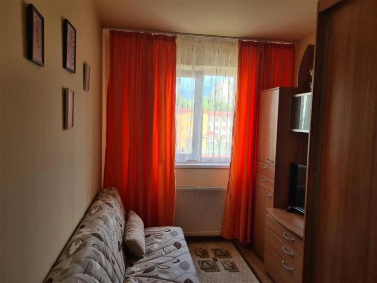 Inchiriem Apartament 3 Camere, Mobilat, Decomandat, Astra