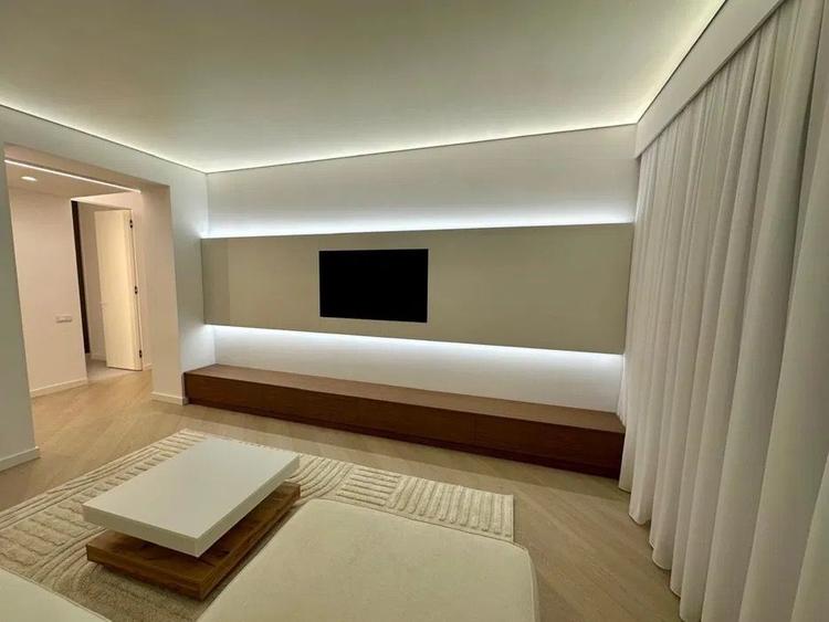 3 Camere de închiriat | Pipera | Parcare inclusă