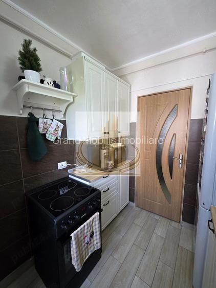 Apartament 3 camere | Gheorghe Lazăr | 61 mp | Renovat recent |