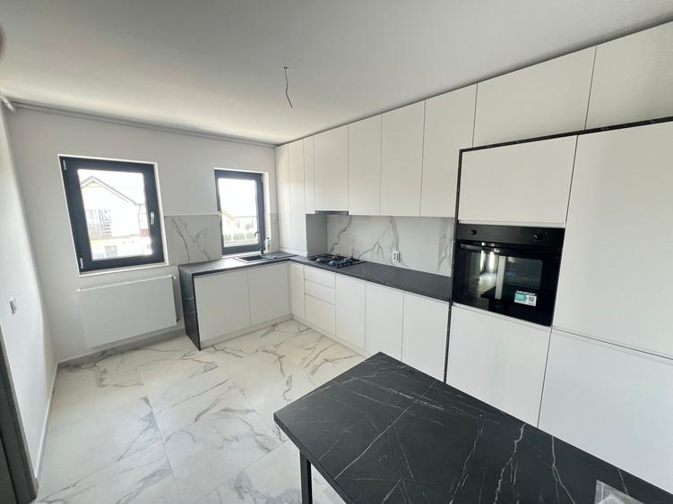 Apartament-3 Camere-Dressing-Mobilat-Utilat-Parcare-etaj 1-Izvor-Tarlungeni