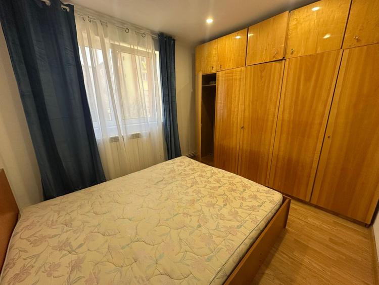 Apartament 2 camere| etaj 1| loc de parcare| zona Cugir