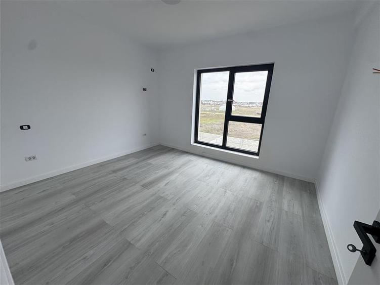 VILA DE VANZARE DOMNESTI LA CHEIE 4 CAMERE - TEREN- PANOURI FOTOVOLTAICE