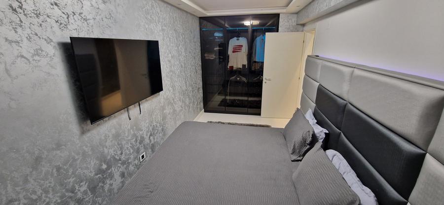 Apartament 2 camere, 47 mp cu terasa de 60 mp, zona George Enescu