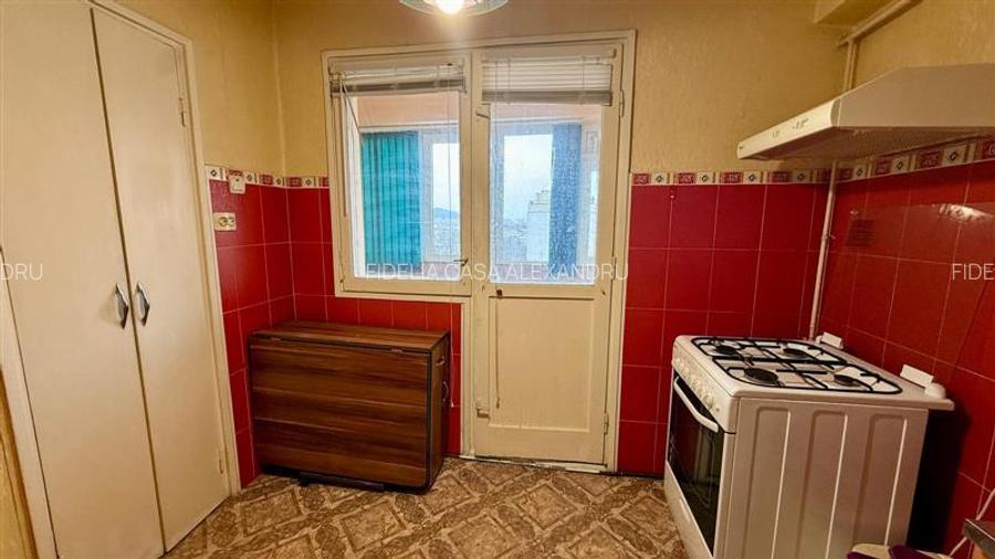 Apartament 3 camere Podu Ros - 12